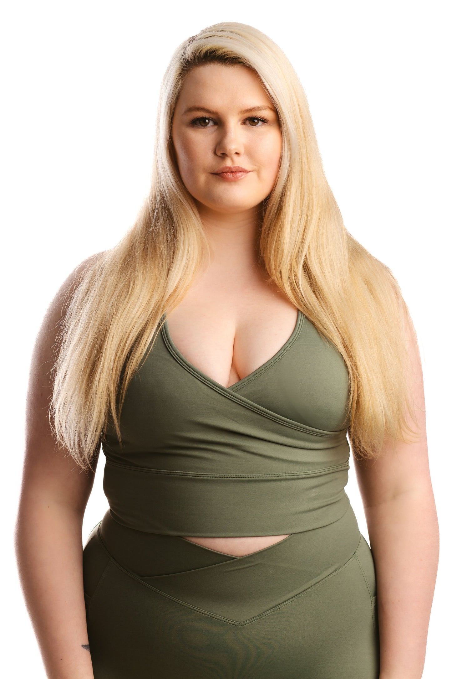 FREYA SPORTS BRA - OLIVE